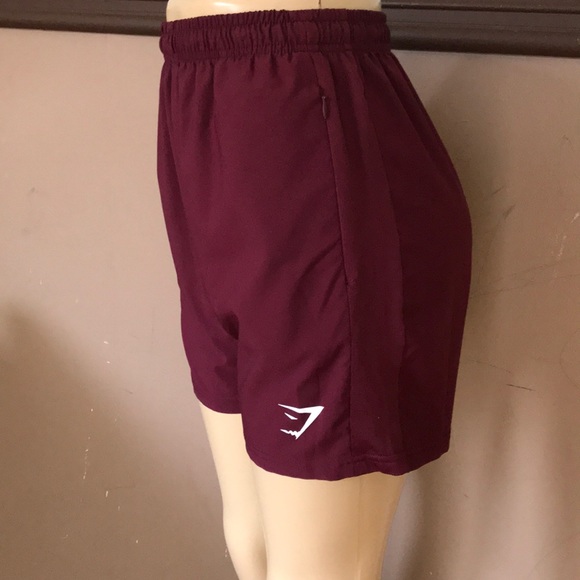 Gymshark Pants - Gym shark shorts burgundy color